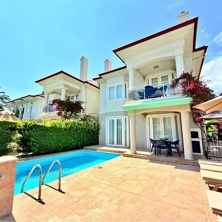 Fethiye-calis'ta 5 Yatak Odali 10 Kisilik Coral 3 别墅
