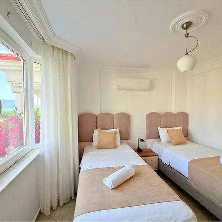 Fethiye-calis'ta 5 Yatak Odali 10 Kisilik Coral 3 别墅